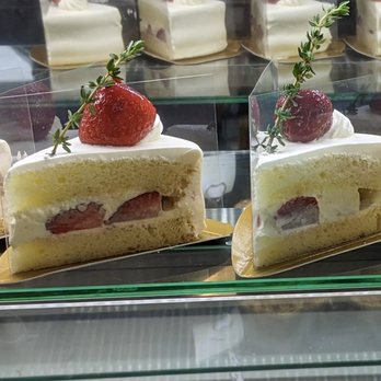La Bosco Bakery & Cafe - Bakeries Near Me - Edmonton, Alberta
