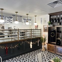 Parlor Doughnuts - Counter with barely any doughnuts
