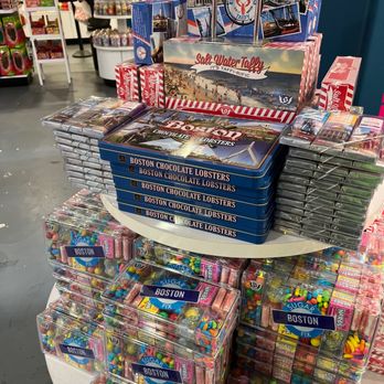 It’sugar - Candy Stores Near Me - Boston, Massachusetts