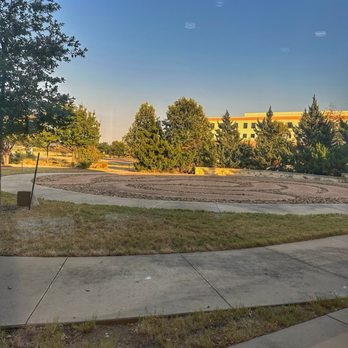 Ascension Seton Williamson - Healing Garden - Hospitals Near Me - Austin, Texas