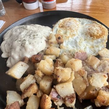 The Dish Cafe - Half biscuits and gravy - Breakfast & Brunch Near Me - Seattle, Washington The Dish Cafe - Half biscuits and gravy - Breakfast & Brunch Near Me - Seattle, Washington