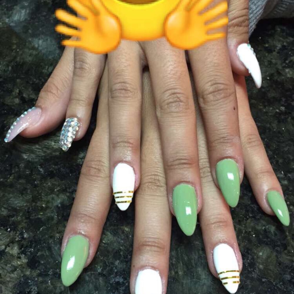 Cutie Nails - Nail Salons Near Me - Chula Vista, California