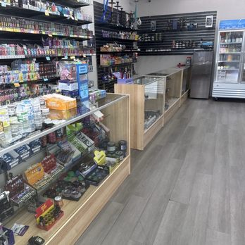 Smoke Shop - Hookah, vape, flower, blend - Cannabis Dispensaries Near Me - Hallandale Beach, Florida Smoke Shop - Hookah, vape, flower, blend - Cannabis Dispensaries Near Me - Hallandale Beach, Florida