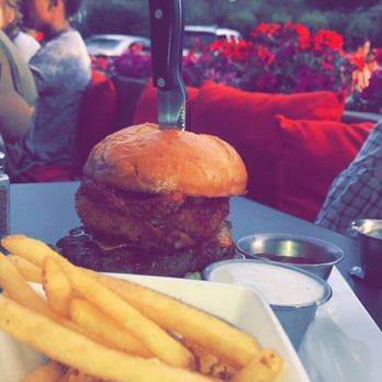 Etown - The Ring Burger - New American Near Me - Edwards, Colorado
