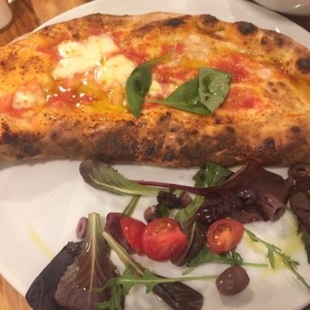 500 Degrees Brixton - Calzone - Pizza Near Me - Brixton, XGL