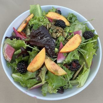 Robins Restaurant - Summer Salad - New American Near Me - Cambria, California