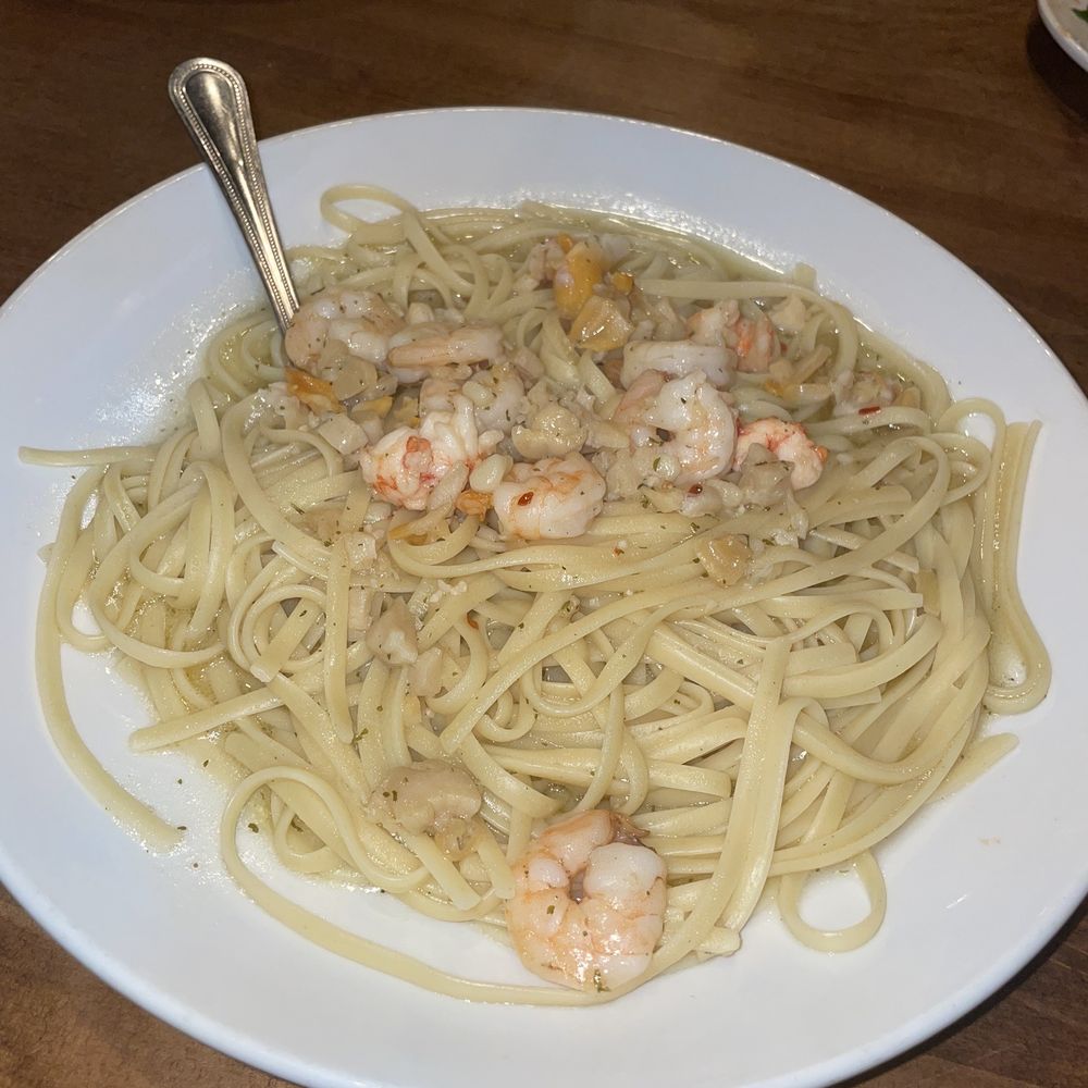 Spumoni's - Grampa's Seafood Favorite - Italian Near Me - Pawtucket, Rhode Island Spumoni's - Grampa's Seafood Favorite - Italian Near Me - Pawtucket, Rhode Island