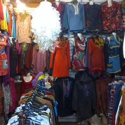 Los Carros - Local con ropa alternativa