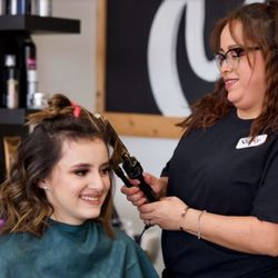 Vida Salon