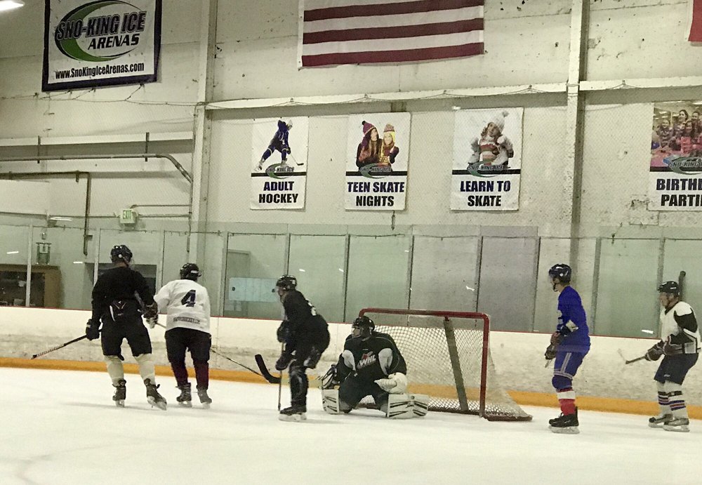 SNOKING ICE ARENA KIRKLAND 13 Photos & 20 Reviews Skating Rinks