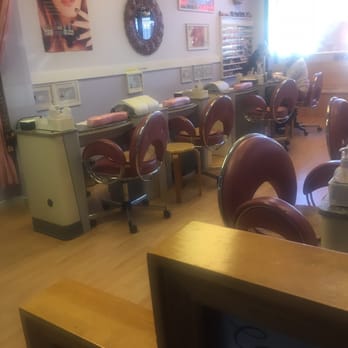 Crystal Nails & Spa - Cleann!!! Lovely - Nail Salons Near Me - Bronx, New York