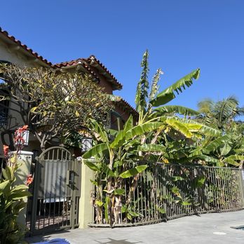 Porto Bella Apartments - pool is always clean and well managed - Apartments Near Me - Norwalk, California Porto Bella Apartments - pool is always clean and well managed - Apartments Near Me - Norwalk, California