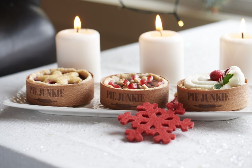 PIE JUNKIE 37 Photos 826 Crowfoot Crescent NW, Calgary, Alberta