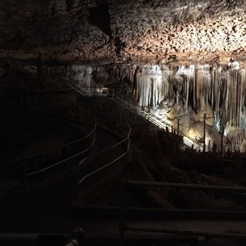 Blanchard Springs Caverns - Parks Near Me - Fifty-Six, Arkansas