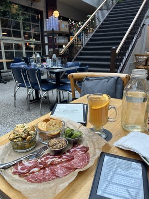 Settle Down Tavern by null