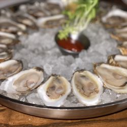 user provided Earl's Premier photo