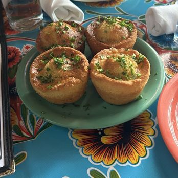 Jacques-Imo's Cafe - cornbread - Cajun/Creole Near Me - New Orleans, Louisiana Jacques-Imo's Cafe - cornbread - Cajun/Creole Near Me - New Orleans, Louisiana