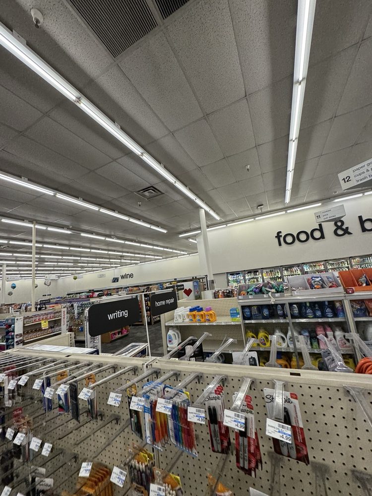 CVS PHARMACY - Updated December 2025 - 22 Photos & 32 Reviews - 5985 W ...