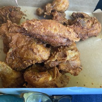 Gus's World Famous Fried Chicken - Famous Fried Chicken, this is the true definition of eating on the run straight out the box due to the pandemic - Southern Near Me - Mason, Tennessee Gus's World Famous Fried Chicken - Famous Fried Chicken, this is the true definition of eating on the run straight out the box due to the pandemic - Southern Near Me - Mason, Tennessee