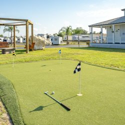 Blueberry Hill RV Community - Putting green.