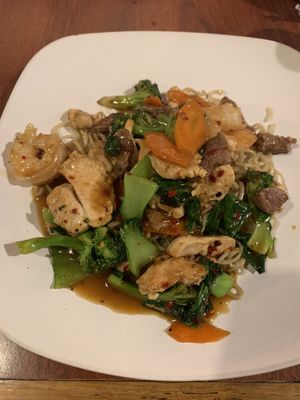 Wok-Inn Noodle by null