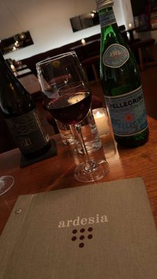 Ardesia Wine Bar by null