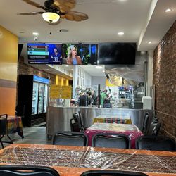 El Taco Loco - Inside