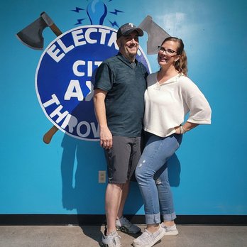 Electric City Axe Throwing - Date night! - Axe Throwing Near Me - Scranton, Pennsylvania Electric City Axe Throwing - Date night! - Axe Throwing Near Me - Scranton, Pennsylvania