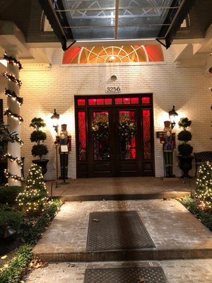 Signature Club of Lansdowne by null