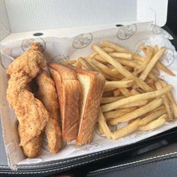Slim Chickens - Waffles Near Me - Monroe, North Carolina Slim Chickens - Waffles Near Me - Monroe, North Carolina