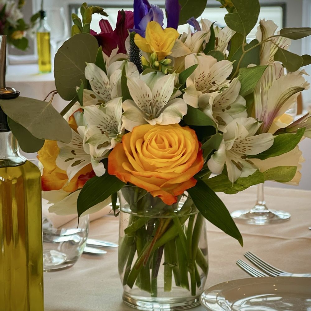 D'Floret - Table set with flowers - New American Near Me - Lambertville, New Jersey D'Floret - Table set with flowers - New American Near Me - Lambertville, New Jersey