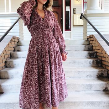 Mas Amor Salon - Women's Clothing Near Me - Sacramento, California Mas Amor Salon - Women's Clothing Near Me - Sacramento, California