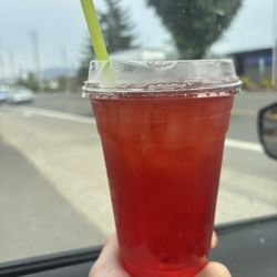 The Bean Hopper - Strawberry, black iced tea