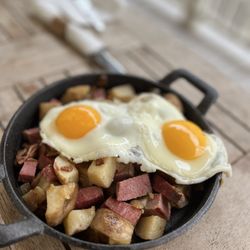 Fellow Mountain Cafe - Special Corned Beef Hash