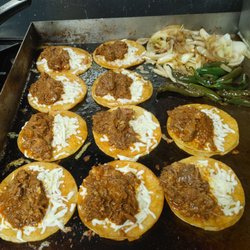 Mike's Tacos - Quesabirrias