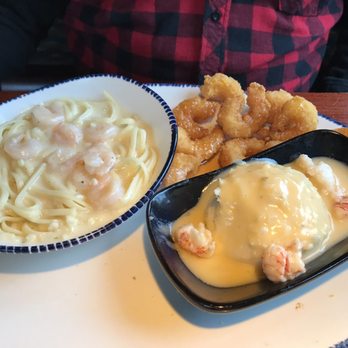 Red Lobster - Unlimited shrimp: Shrimp Linguini Alfredo, Crispy Sriracha Honey Shrimp, and Creamy Langostino and Norway Lobster Mashed Potatoes - Seafood Near Me - Grandville, Michigan Red Lobster - Unlimited shrimp: Shrimp Linguini Alfredo, Crispy Sriracha Honey Shrimp, and Creamy Langostino and Norway Lobster Mashed Potatoes - Seafood Near Me - Grandville, Michigan