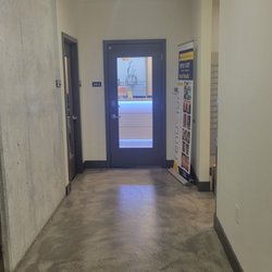 Mark H. Tseng, MD - Clean lobby office and bathroom here at Doctor Tseng office in Kirkland Washington. Top tier. Doctor Tseng team is on top of everything.