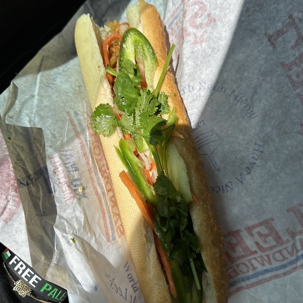 Lee's Sandwiches - #12 SW Vegetarian - Vietnamese Near Me - Riverside, California Lee's Sandwiches - #12 SW Vegetarian - Vietnamese Near Me - Riverside, California