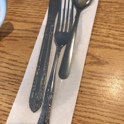 The Frying Pan - The silverware not at all fancy..