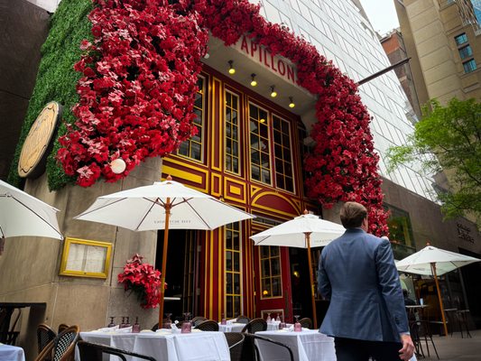 Papillon Bistro & Bar by null