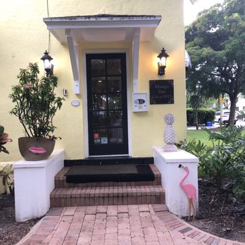 Mango Inn Bed and Breakfast - Front door. - Hotels Near Me - Lake Worth, Florida Mango Inn Bed and Breakfast - Front door. - Hotels Near Me - Lake Worth, Florida