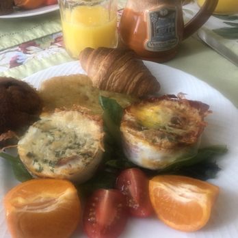 Victorian House Bed & Breakfast - Fantastic Breakfast! - Bed & Breakfast Near Me - Saint Augustine, Florida Victorian House Bed & Breakfast - Fantastic Breakfast! - Bed & Breakfast Near Me - Saint Augustine, Florida