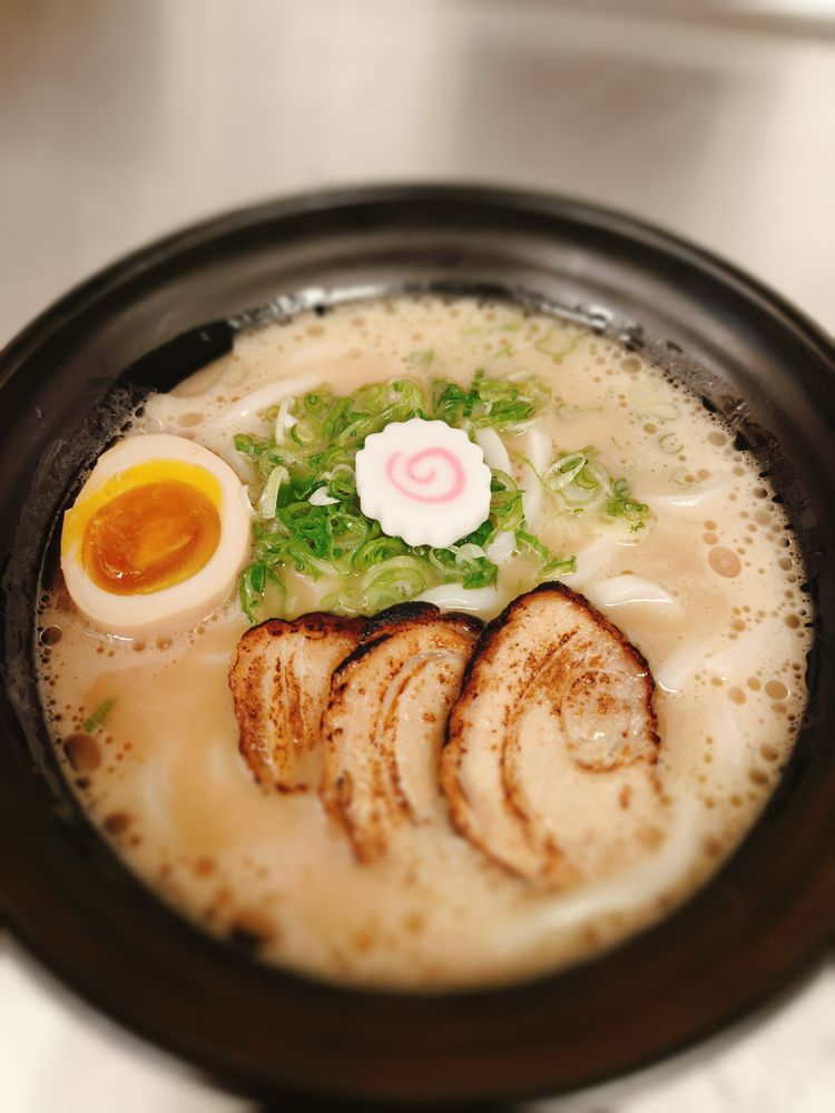 Momohana Ramen & Boba Tea