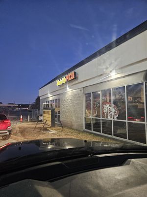 Windy City Pizza by null
