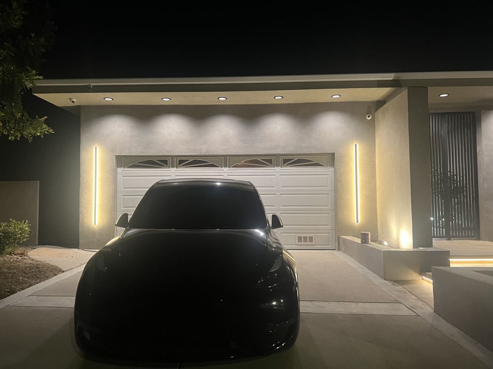 Slide of Lucid Electric