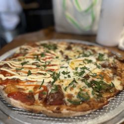 Jupiter Pizza & Waffle - Half angry rooster and half moon pie - large