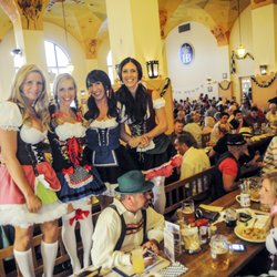 Hofbräuhaus Las Vegas - Oktoberfest every day!