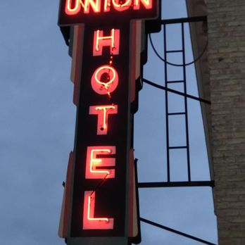 Union Hotel - Hotels Near Me - De Pere, Wisconsin Union Hotel - Hotels Near Me - De Pere, Wisconsin