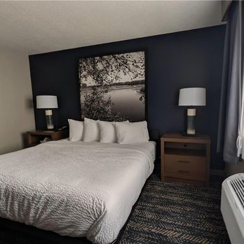 Super 8 by Wyndham Perham - Guest room - Hotels Near Me - Perham, Minnesota Super 8 by Wyndham Perham - Guest room - Hotels Near Me - Perham, Minnesota