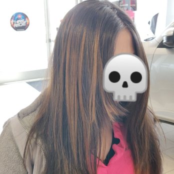 Pretty Steph Salon - HER VERSION OF A BALAYAGE! UNEVEN COLOR!! COLOR ALL ON THIS ONE SIDE AND NONE ON THE OTHER SIDE!! HORRIBLE!! - Hair Salons Near Me - San Diego, California